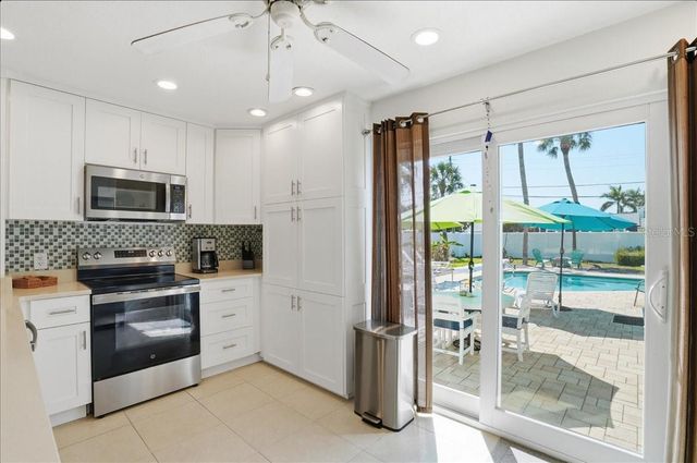 221 41ST AVENUE, St Pete Beach, FL 33706