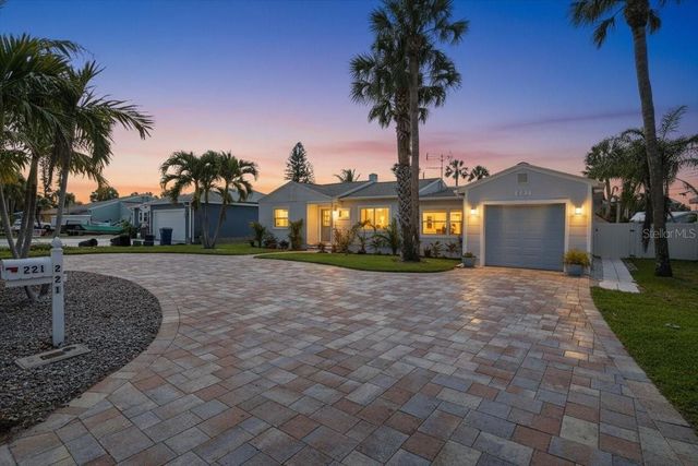 221 41ST AVENUE, St Pete Beach, FL 33706