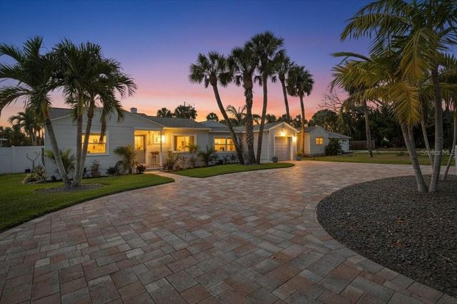 221 41ST AVENUE, St Pete Beach, FL 33706