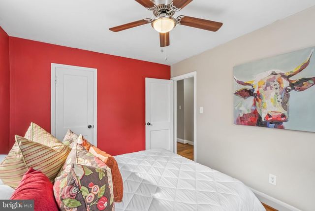 1719 WHITE OAK AVE, Parkville, MD 21234