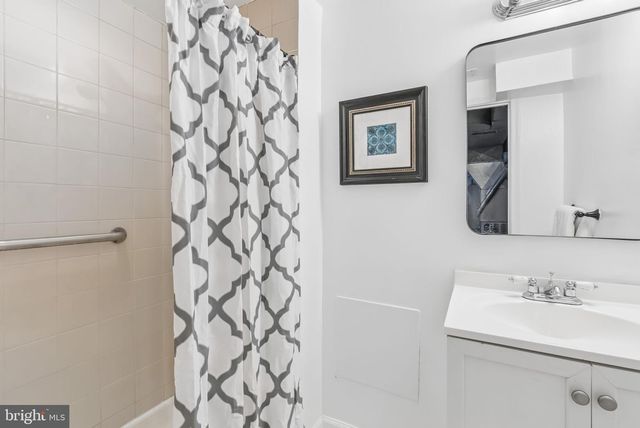 1719 WHITE OAK AVE, Parkville, MD 21234