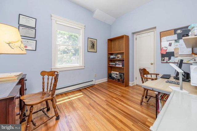 46 LAKE DR, Woodbury, NJ 08096