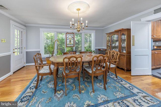 46 LAKE DR, Woodbury, NJ 08096