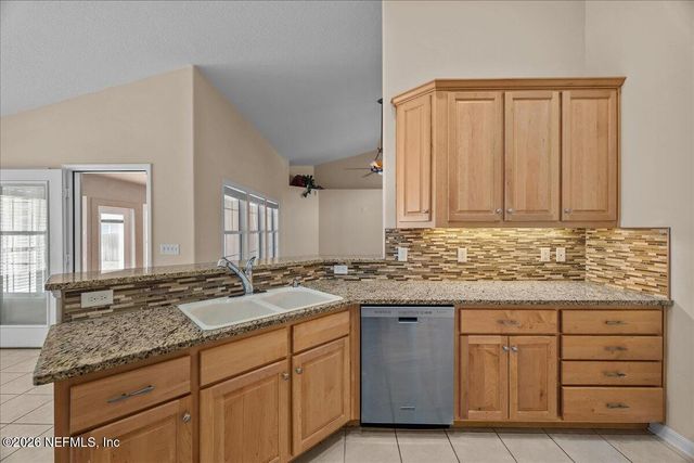 125 QUAIL Lane, Palatka, FL 32177