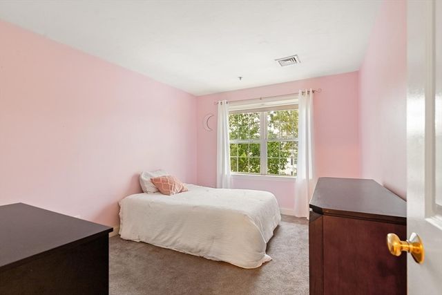 717 Washington St E, Canton, MA 02021