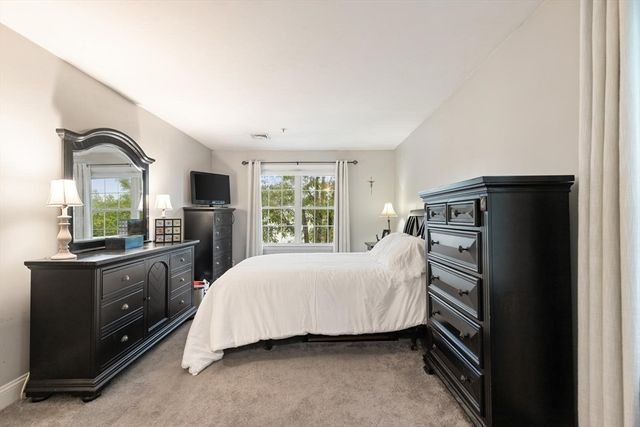 717 Washington St E, Canton, MA 02021