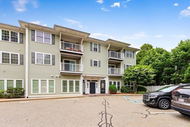 717 Washington St E, Canton, MA 02021