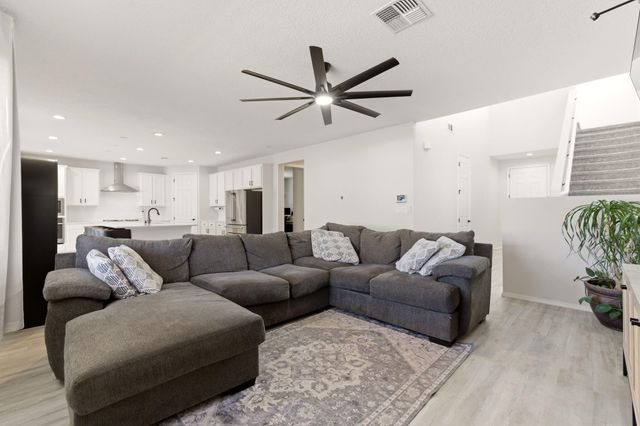 3206 Martuni Street SE, Rio Rancho, NM 87124