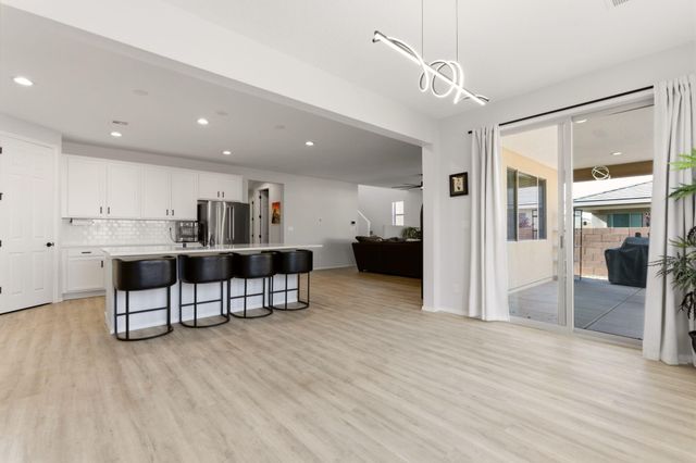 3206 Martuni Street SE, Rio Rancho, NM 87124