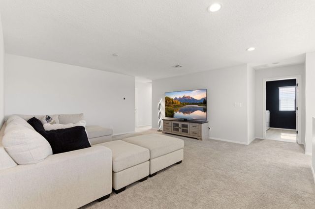 3206 Martuni Street SE, Rio Rancho, NM 87124