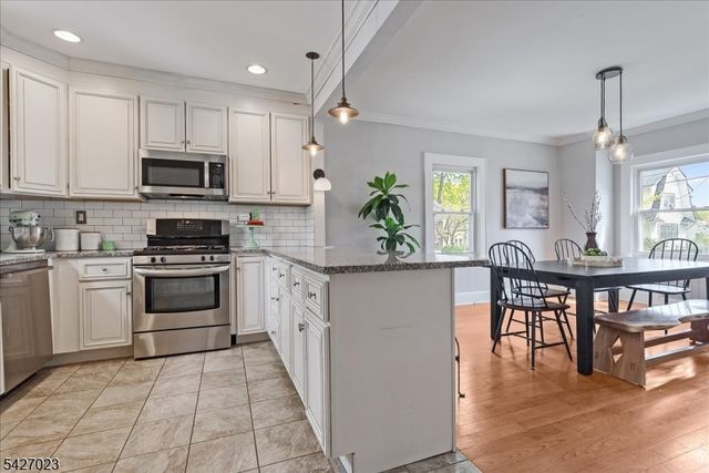 19 Willowmere Ave, Montclair Twp., NJ 07042