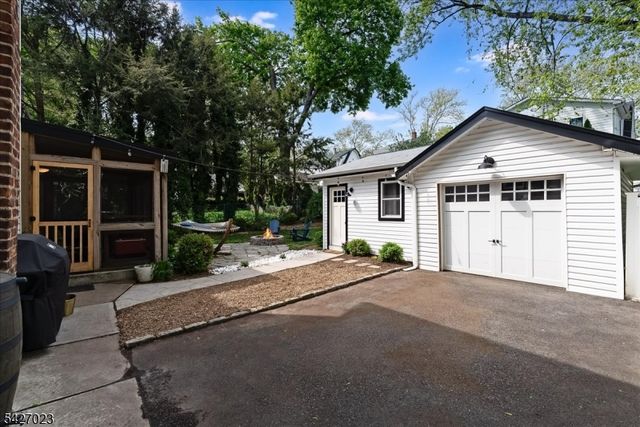 19 Willowmere Ave, Montclair Twp., NJ 07042