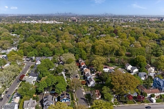 19 Willowmere Ave, Montclair Twp., NJ 07042