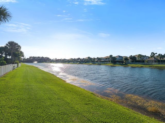 9250 Wrangler Drive, Lake Worth, FL 33467