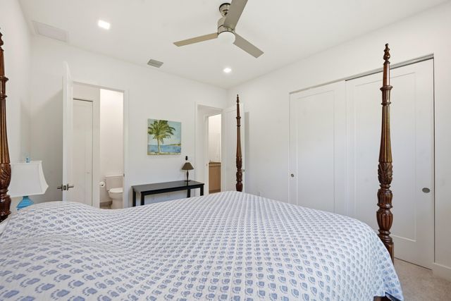 13128 Feathering Way, Palm Beach Gardens, FL 33412