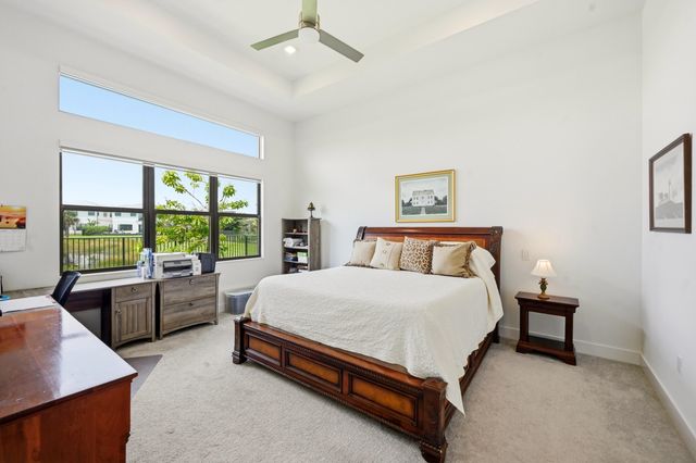 13128 Feathering Way, Palm Beach Gardens, FL 33412