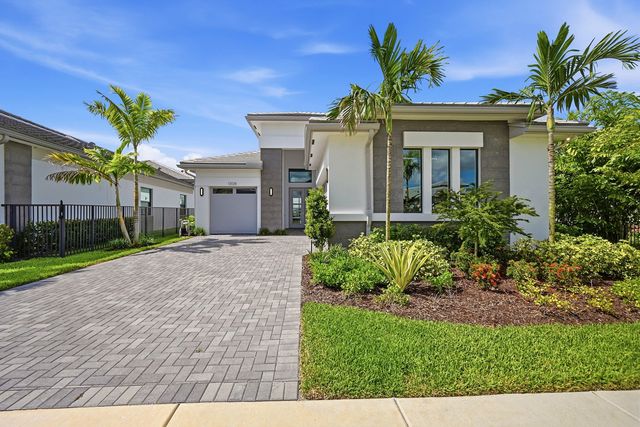 13128 Feathering Way, Palm Beach Gardens, FL 33412