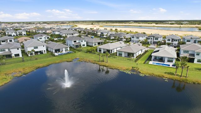13128 Feathering Way, Palm Beach Gardens, FL 33412