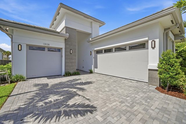 13128 Feathering Way, Palm Beach Gardens, FL 33412