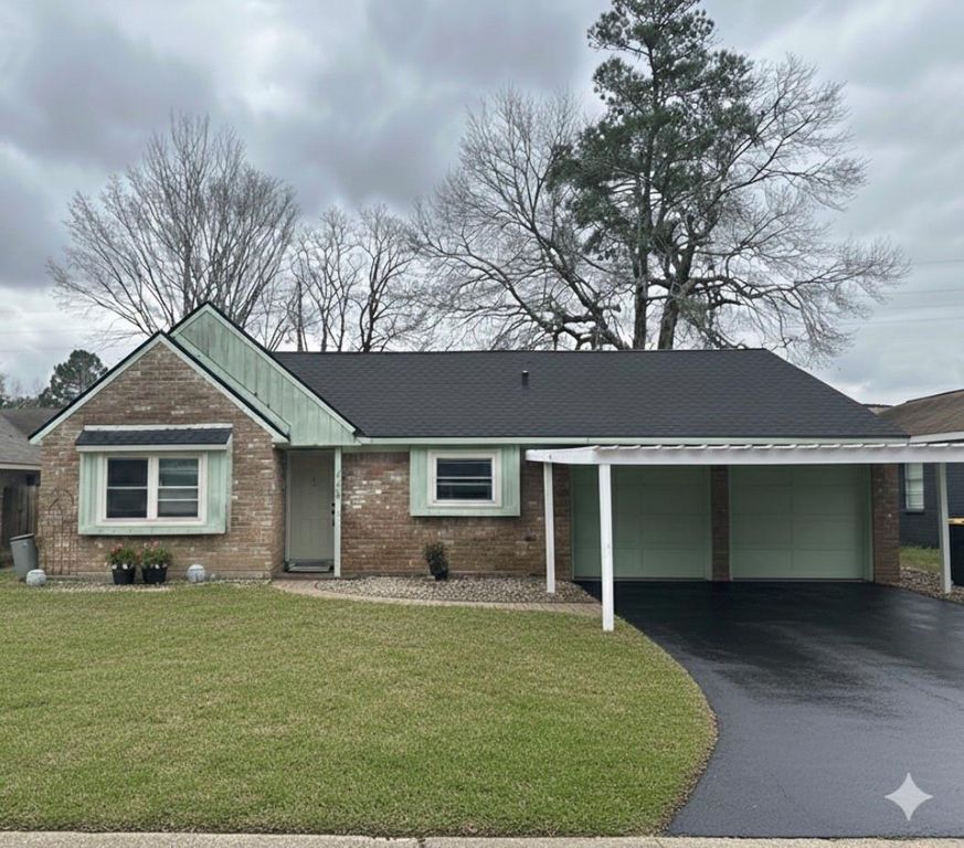 705 Phyllis Court, Conroe, TX 77303