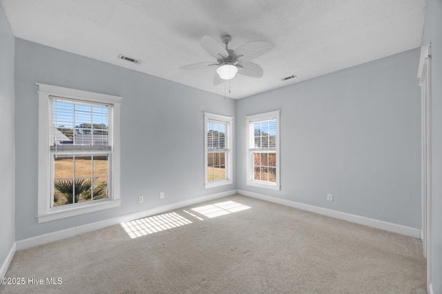 213 Lakeside Drive, Sneads Ferry, NC 28460