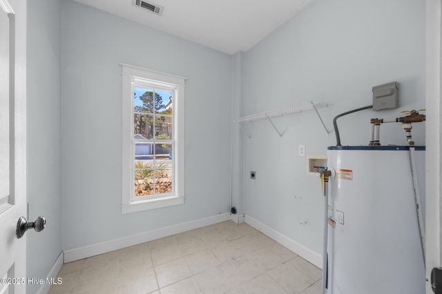 213 Lakeside Drive, Sneads Ferry, NC 28460