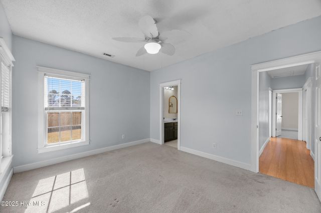 213 Lakeside Drive, Sneads Ferry, NC 28460