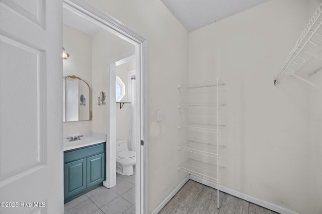 213 Lakeside Drive, Sneads Ferry, NC 28460