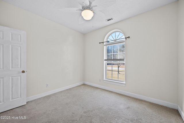 213 Lakeside Drive, Sneads Ferry, NC 28460