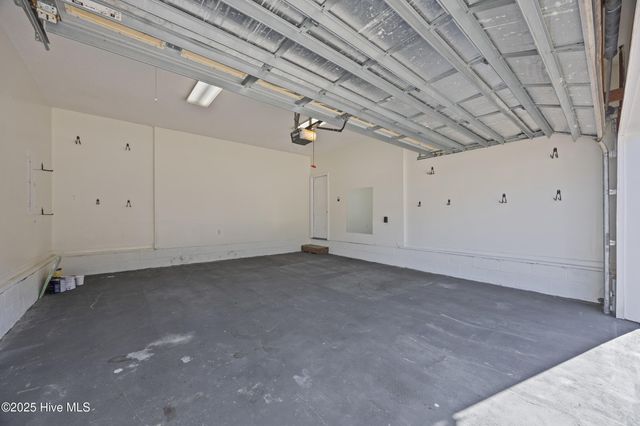 213 Lakeside Drive, Sneads Ferry, NC 28460