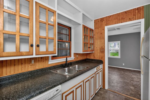6406 SW 16th Street, Des Moines, IA 50315