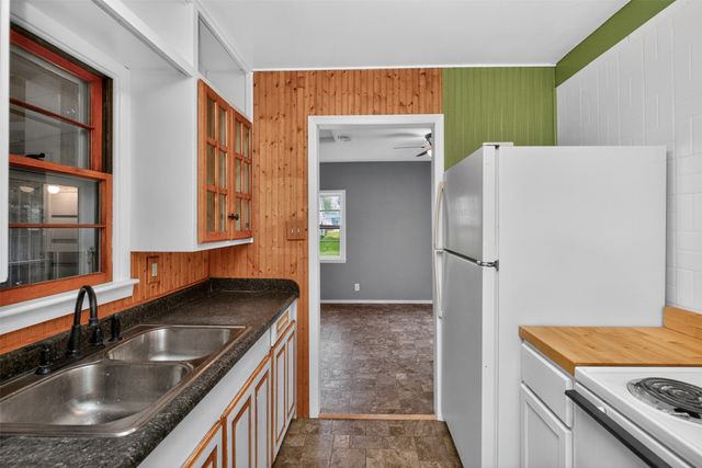 6406 SW 16th Street, Des Moines, IA 50315