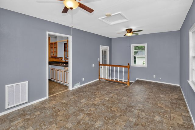 6406 SW 16th Street, Des Moines, IA 50315