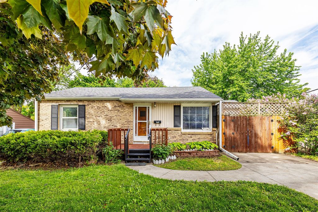 6406 SW 16th Street, Des Moines, IA 50315