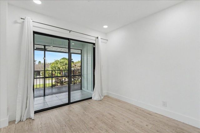201 SW 1st Street 9, Boca Raton, FL 33432