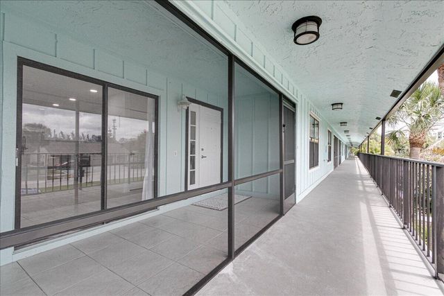 201 SW 1st Street 9, Boca Raton, FL 33432