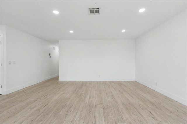 201 SW 1st Street 9, Boca Raton, FL 33432