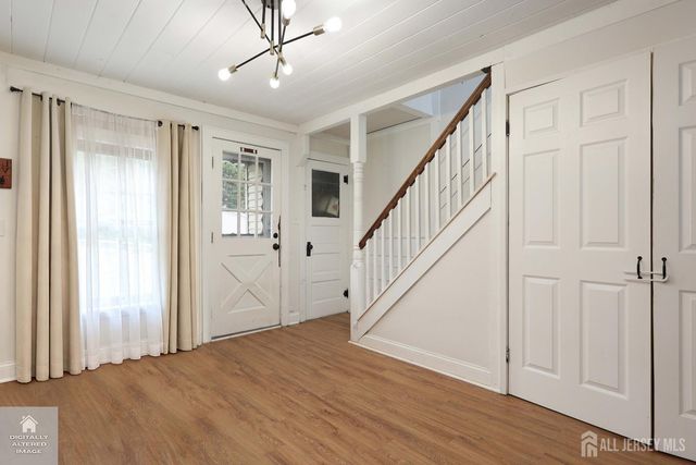 18 Cottage Avenue, Milltown, NJ 08850