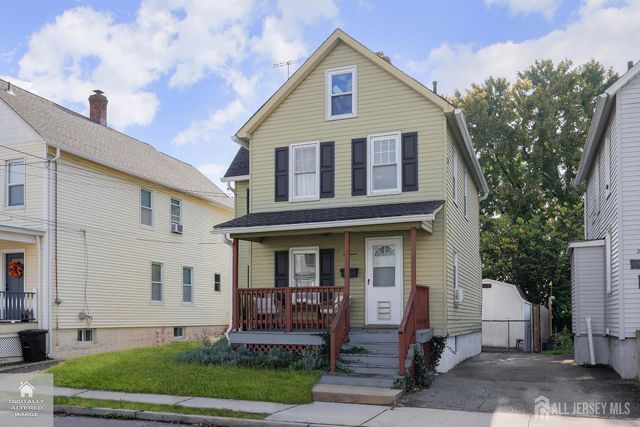 18 Cottage Avenue, Milltown, NJ 08850
