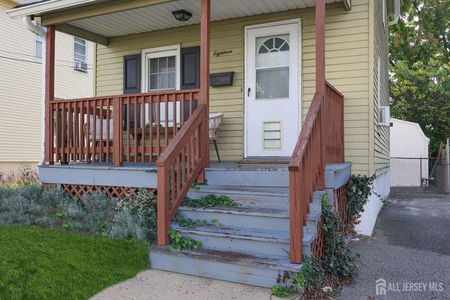 18 Cottage Avenue, Milltown, NJ 08850