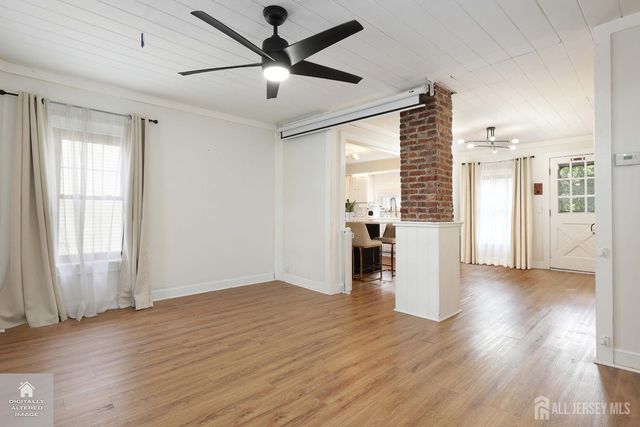 18 Cottage Avenue, Milltown, NJ 08850