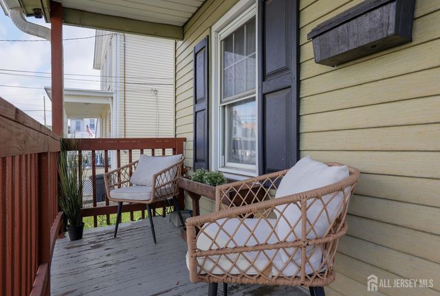 18 Cottage Avenue, Milltown, NJ 08850