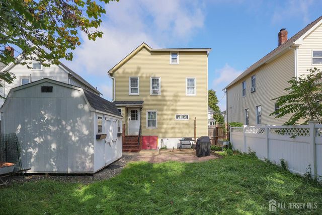 18 Cottage Avenue, Milltown, NJ 08850