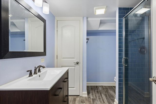 1808 W Pheasant Trail, Mount Prospect, IL 60056