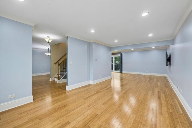 1808 W Pheasant Trail, Mount Prospect, IL 60056