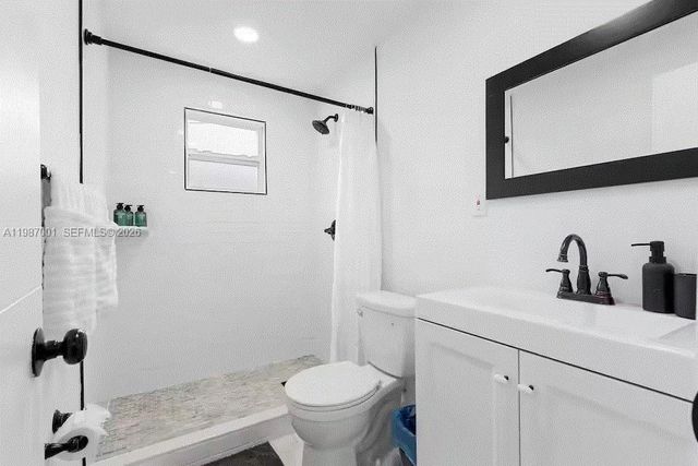1608 NE 34th Street, Oakland Park, FL 33334
