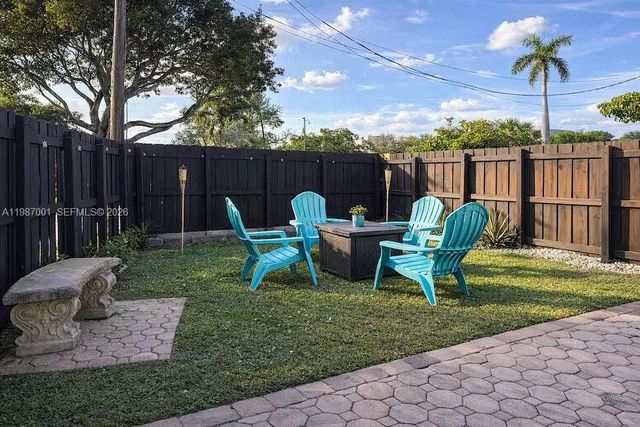 1608 NE 34th Street, Oakland Park, FL 33334
