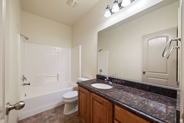 922 E SILVER SHADOWS DR, Washington, UT 84780