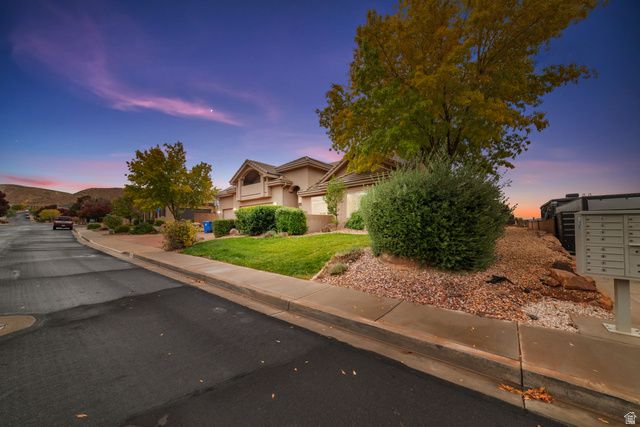 922 E SILVER SHADOWS DR, Washington, UT 84780