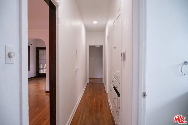 5114 Edgewood Place, Los Angeles, CA 90019